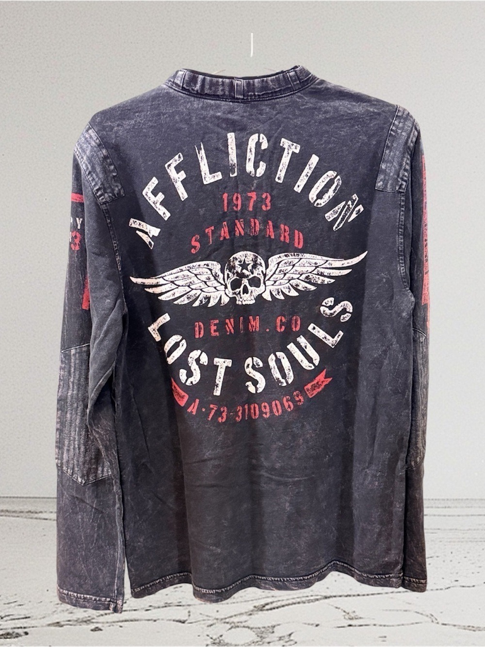 Affliction Four Button Eagle Lost Souls Graphic Long Sleeve T-Shirt Size Large - Picture 4 of 16